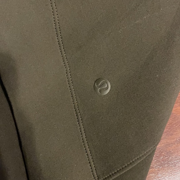 Lululemon Vest - Picture 5 of 7